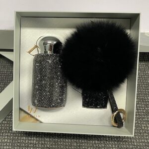 Black Pom & Pour Gift Set